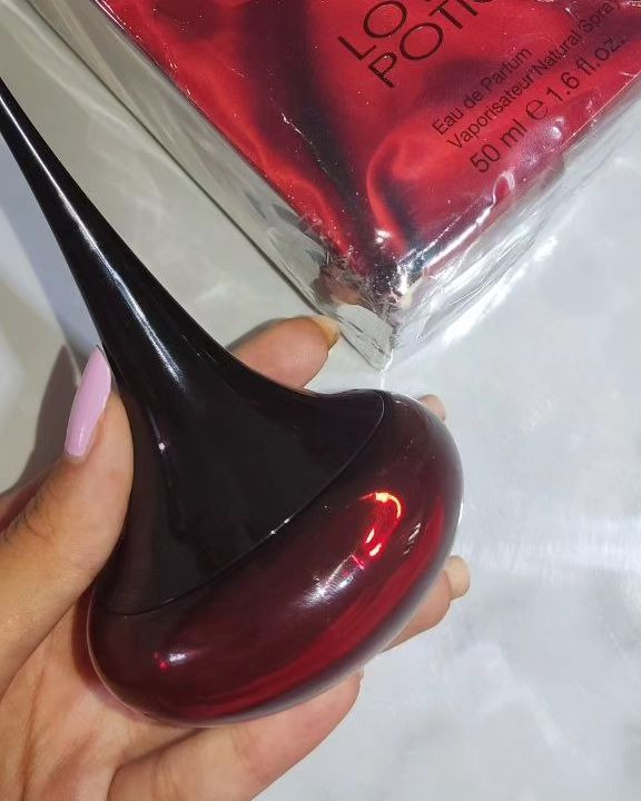 خرید ادوپرفیوم لاوپوشن برند اوریفلیم گیاهی