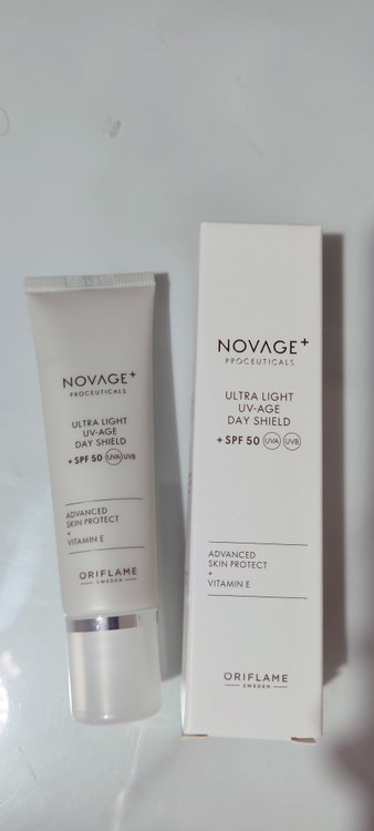 شیلد ضدافتاب نوویج پلاس شیلد همه کاره نوویج پلاس Novage Proceuticals Ultra Light UV _Age Day Shield + SPF 50 co