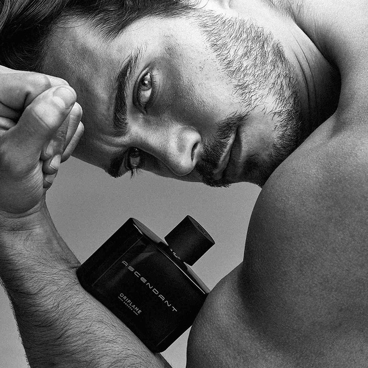 عطرمردانه جذاب گرم و شیرین کمی ترش اسندنتاوریفلیم