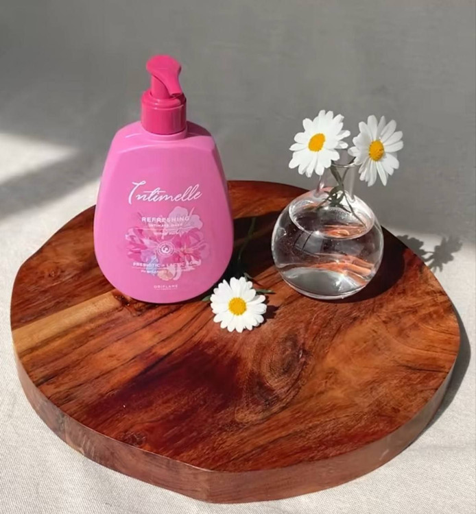 خرید شوینده مناطق حساس بانوان فمینله برند اوریفلیم