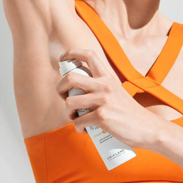 اسپری بدندئودورانت پودری خنک کننده اوریفلیم