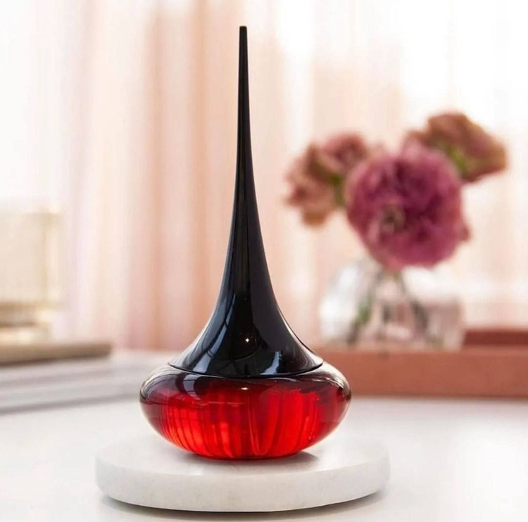 خرید عطر زنانه ماندگار تلخ لاوپوشن اوریفلیم