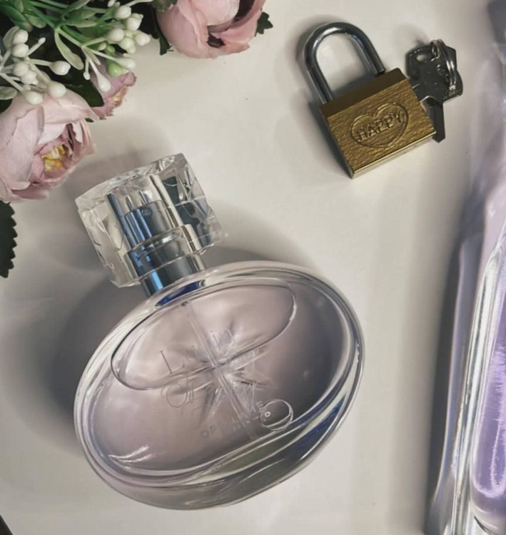 عطر لوسیا اسپارکلینگ زنانه اوریفلیم