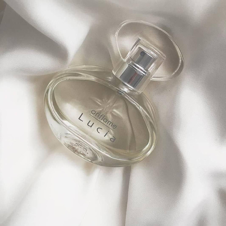 عطر ادوتویلت زنانه لوسیا اوریفلیم ۵۰ میل