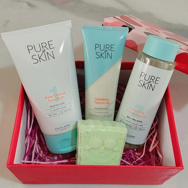 پک مراقبت پاکسازی و مراقبت از پوست پیوراسکین اوریفلیم(شوینده+اسکراب+تونر)