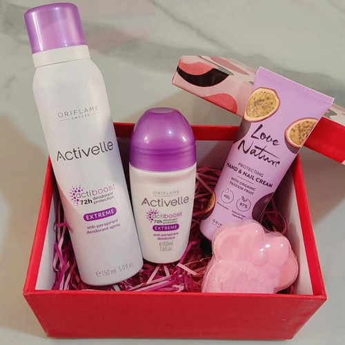 پک ضدتعریق و خنک کننده اکتیول اوریفلیم( اسپری ،مام و کرم دست و ناخن آبرسان پشت فروت لاونیچر اوریفلیم) و کوکتل پدیکورپاهدیه