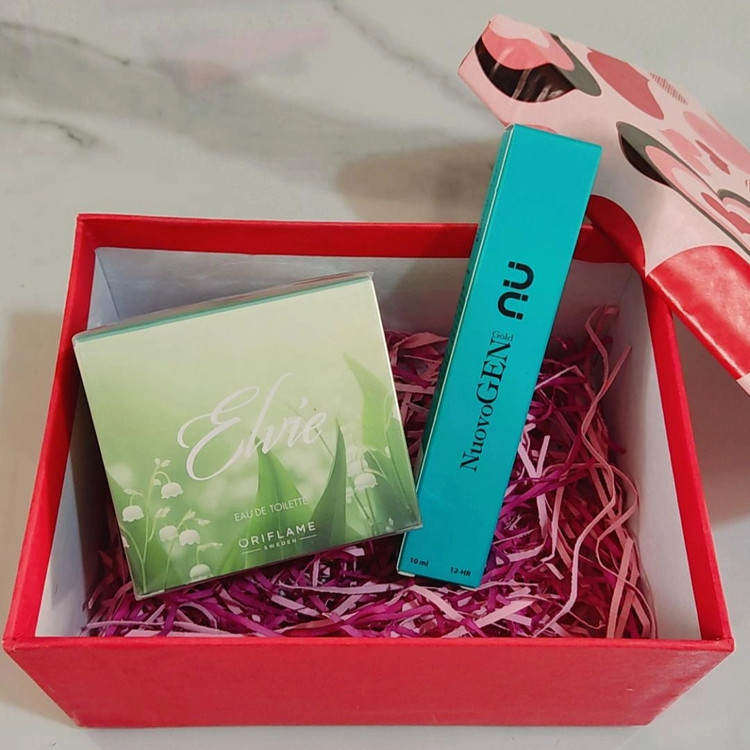 پک سبز (عطرال وی زنانه اوریفلیم و ژل ابرو نوژن)