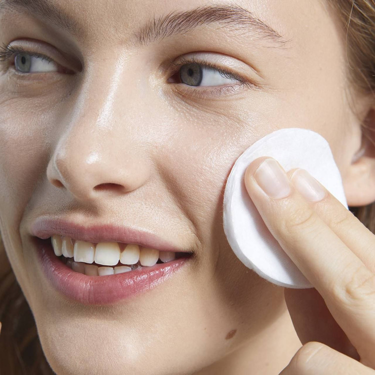 تونر آبرسان و شفاف کننده با عصاره آلوئه ورا و آناناس اوریفلیم