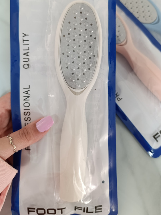 خرید سوهان رنده پا وارداتی مخزن دار ۲۰ سانتیمتر