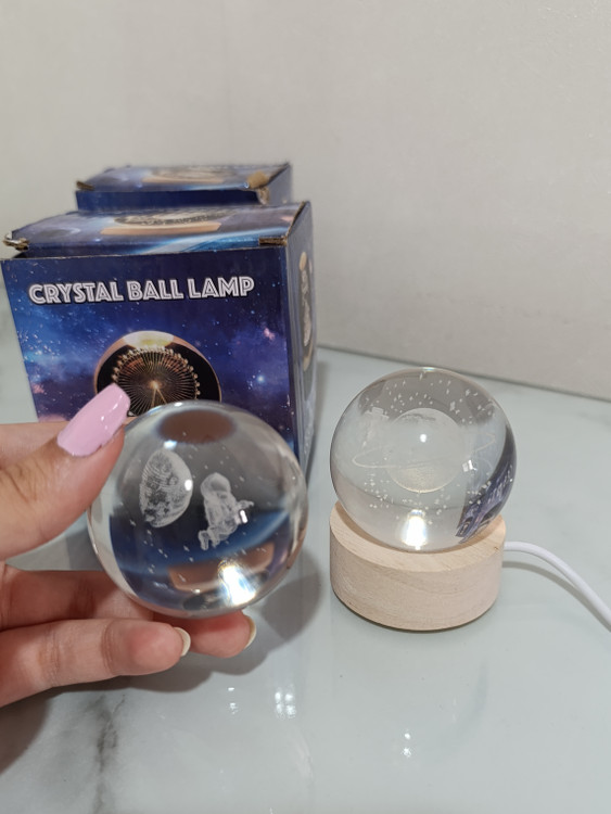 گوی کریستال سه بعدی قطر۶ سانتی متر