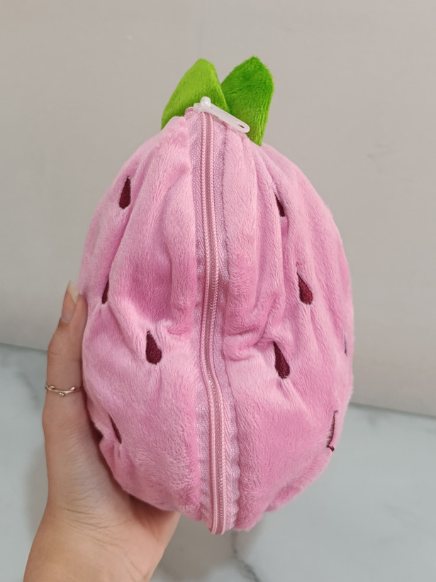 عروسک طرح خرگوش سورپرایزی مدل توت فرنگی ۲۲سانتی
